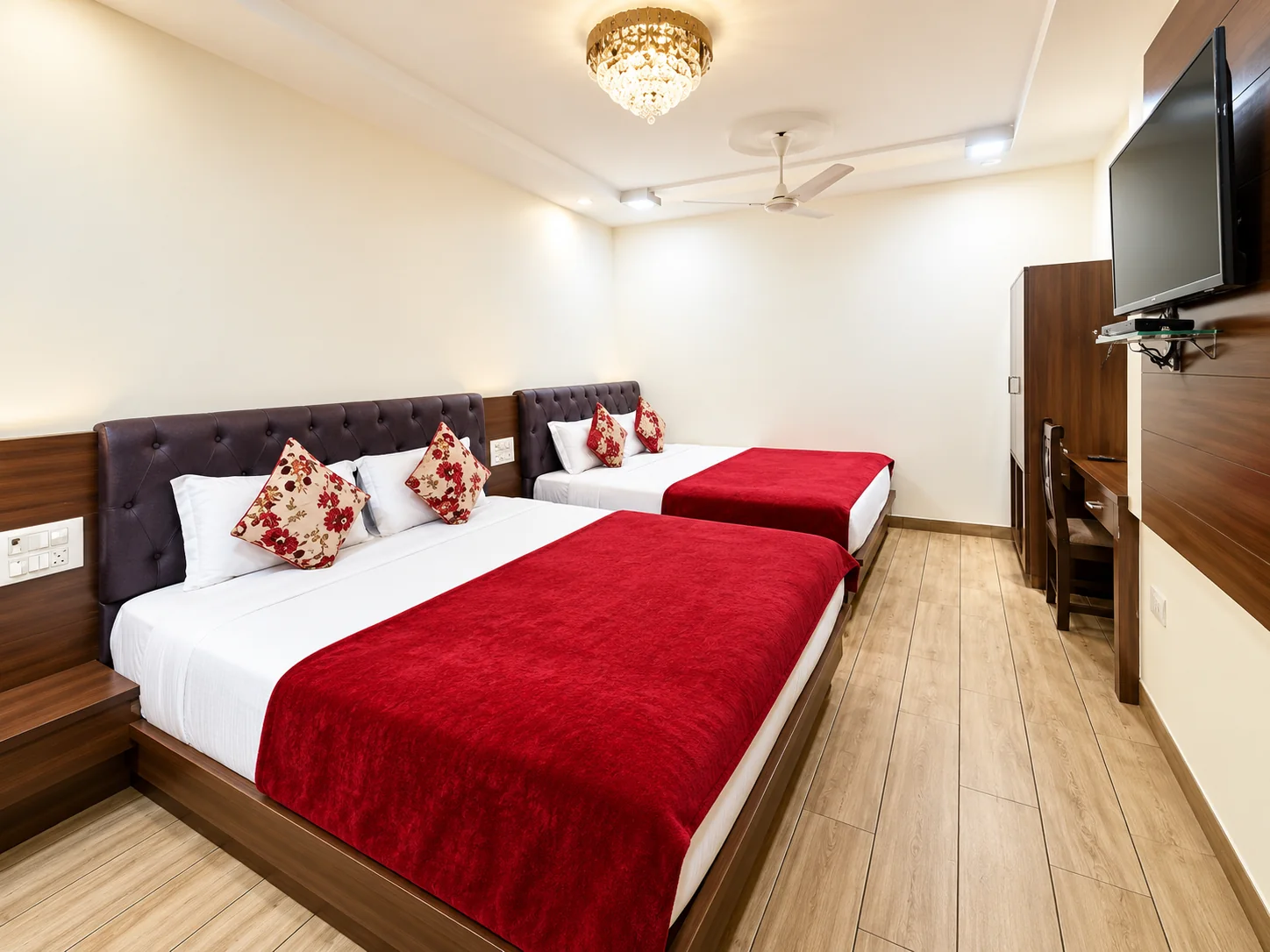 SUPER DELUXE ROOM 4 BED — view 1